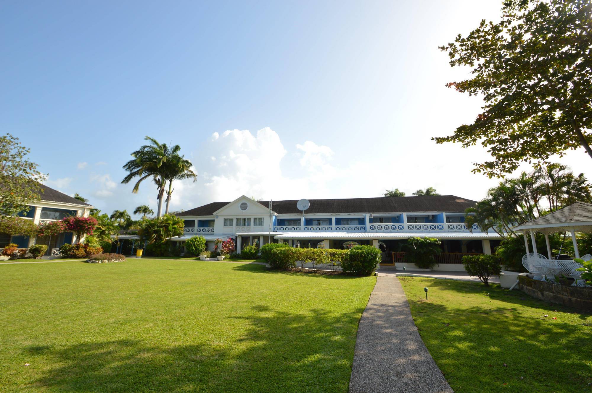 Starfish Discovery Bay Holetown Extérieur photo
